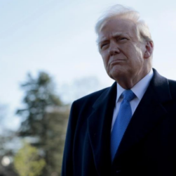 Новини світу - Трамп не звільнятиме нікого через чат в Signal