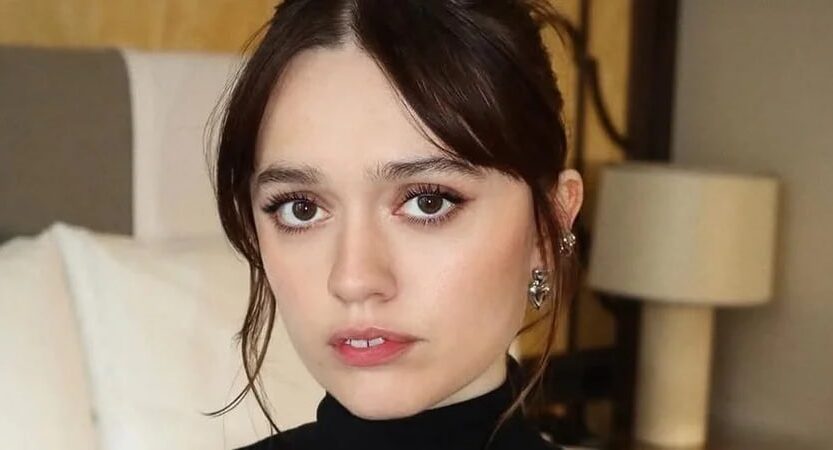 Новини культури - Акторка Еймі Лу Вуд відповіла SNL на глузування з її зубів