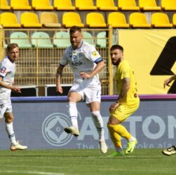 Новини спорту - Динамо розгромило Буковину і стало першим фіналістом Кубка України