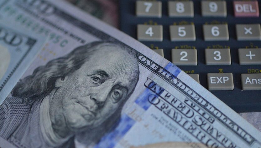 Новини бізнесу - Долар обвалився через плани Трампа звільнити голову ФРС