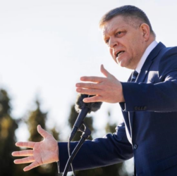 Новини світу - Фіцо не став засуджувати Росію за атаку на Суми