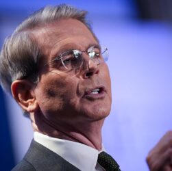 Новини світу - Глава Мінфіну США закликав Україну пришвидшити підписання ресурсної угоди