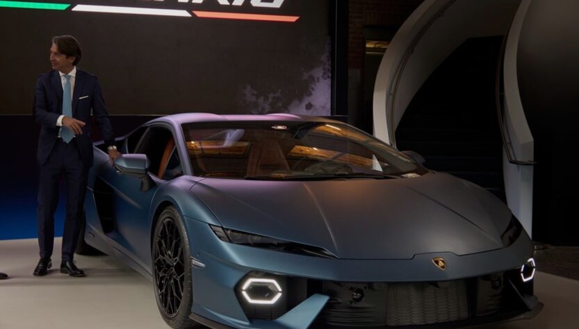 Без категорії - Lamborghini презентувала новий гібридний суперкар