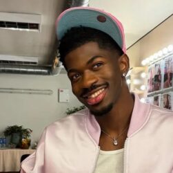 Новини культури - Lil Nas X потрапив до лікарні з частковим паралічем обличчя
