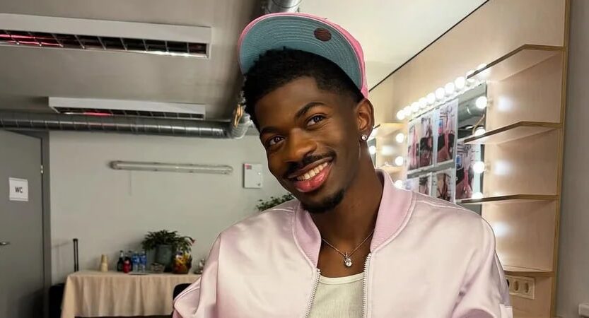 Новини культури - Lil Nas X потрапив до лікарні з частковим паралічем обличчя