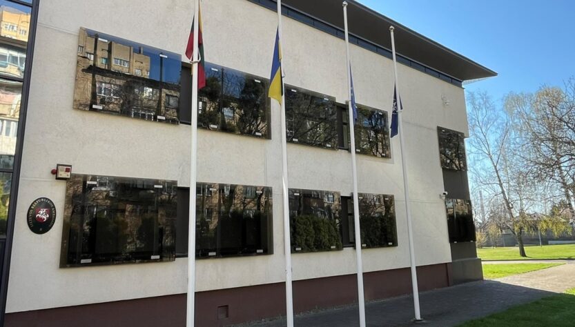 Новини світу - Литва викликала російського посла через удар по Сумах