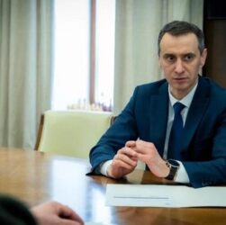 Новини України - Міноборони попросив МОЗ частково розбронювати медиків