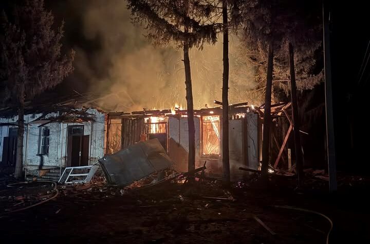 Новини України - На Сумщині дрони РФ атакували сільгосппідприємство, виникла пожежа
