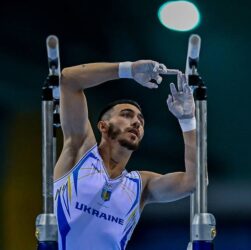Новини спорту - Назар Чепурний у вільних вправах Кубка світу третій