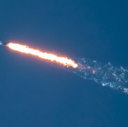 Технології - Нова ракета Falcon 9 вивела на орбіту ще 27 супутників Starlink