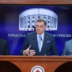 Новини світу - Поліція Боснії не змогла затримати Додіка