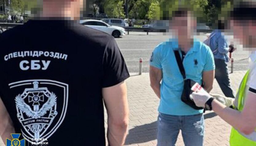 Новини Києва - Посадовець КМДА "торгував" дозволами на землю
