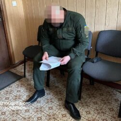 Новини України - Працівнику СІЗО загрожує до восьми років за побиття ув’язненого