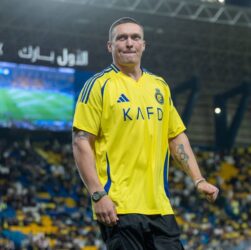 Новини спорту - Пріоритет для Усика - бій за абсолютного чемпіона світу в суперважкій вазі