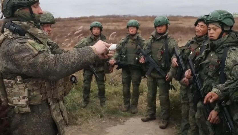 Новини світу - Пропагандисти РФ показали підготовку солдатів КНДР
