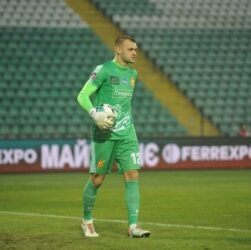 Новини спорту - Рекорд УПЛ від воротаря аутсайдера: відбито шість пенальті поспіль