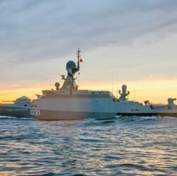 Новини світу - Росія вивела ракетоносій Калібрів у Чорне море - ВМС