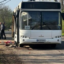 Новини України - Росіяни атакували автобус у Марганці: багато жертв