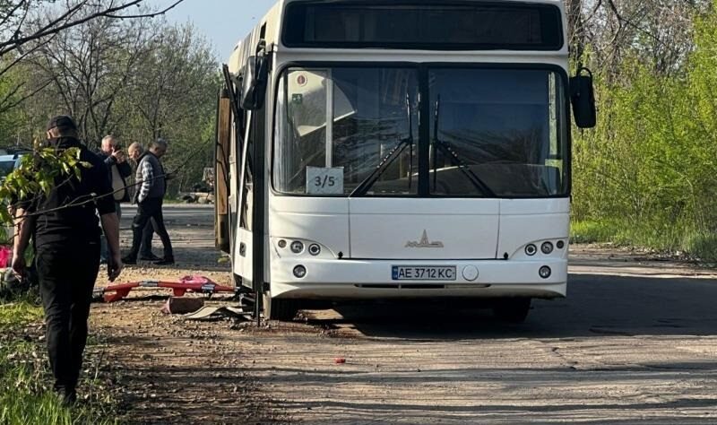 Новини України - Росіяни атакували автобус у Марганці: багато жертв