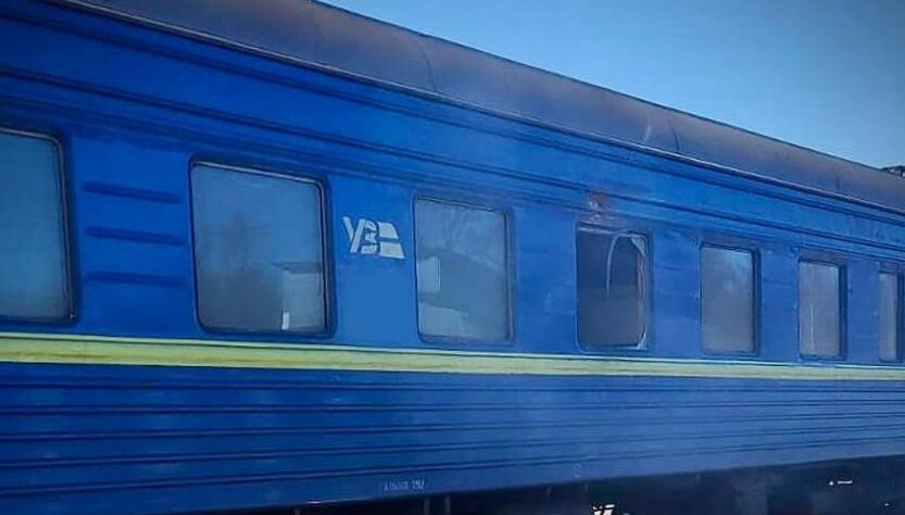 Новини України - Росіяни атакували дронами пасажирський потяг на Чернігівщині