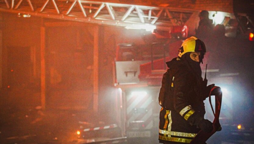 Новини України - Росіяни вдарили по Харкову, здійнялися пожежі