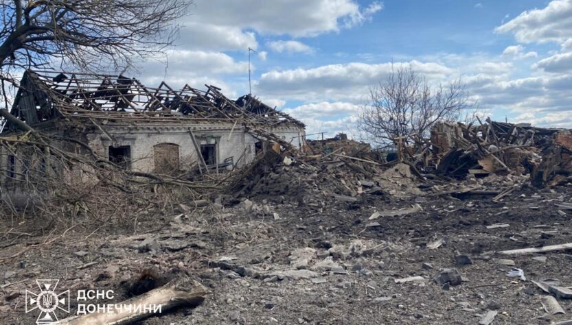 Новини України - Росіяни вдарили по Новохатському на Донеччині: є жертва та поранені