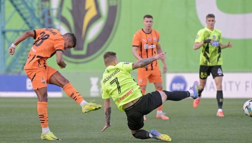 Новини спорту - Шахтар драматично переміг Полісся і виходить у фінал Кубка України