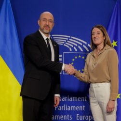 Новини України - Шмигаль обговорив з головою ЄП продовження "транспортного безвізу"