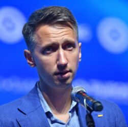 Новини спорту - Стаховський наполягає на покаранні Російської Федерації за атаку на Київ