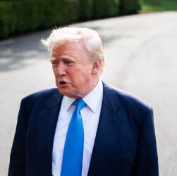 Новини України - Трамп допускає зустріч із Зеленським в Римі