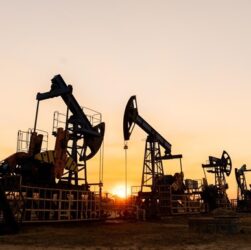Новини бізнесу - Ціна нафти за місяць впала найбільше за три роки