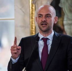 Новини світу - У Франції "перемир'я" Путіна назвали "маркетинговим ходом" для Трампа
