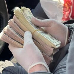 Новини Києва - У Києві затримали групу фальшивомонетників