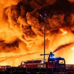 Новини світу - У Німеччині сплахнула масштабна пожежа на заводі