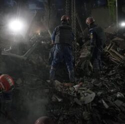 Новини України - Удар по Києву: під завалами шукають двох дітей
