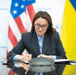 Новини України - Україна та США підписали меморандум про надра