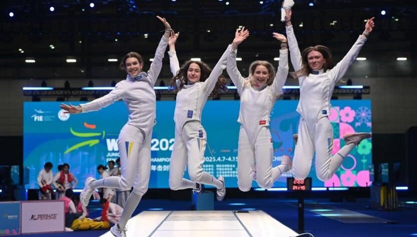 Новини спорту - Українські шпажистки стали чемпіонками світу серед юніорів