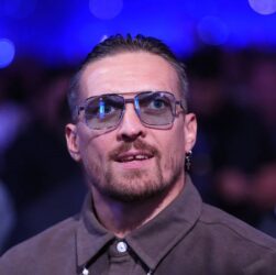 Новини спорту - Усик перед матчем-реваншем дав інтерв'ю відомому журналісту