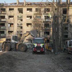 Новини Києва - В Києві завершили рятувальну операцію після удару РФ по будинку