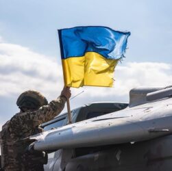 Новини України - Верховній Раді пропонують продовжити воєнний стан