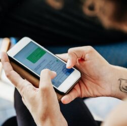 Новини України - Викрито схему вимагання грошей у підлітків у Telegram