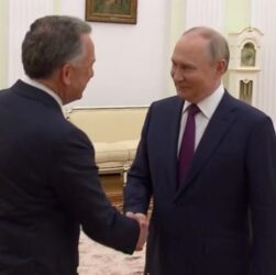 Новини світу - Віткофф зустрівся з Путіним у Кремлі