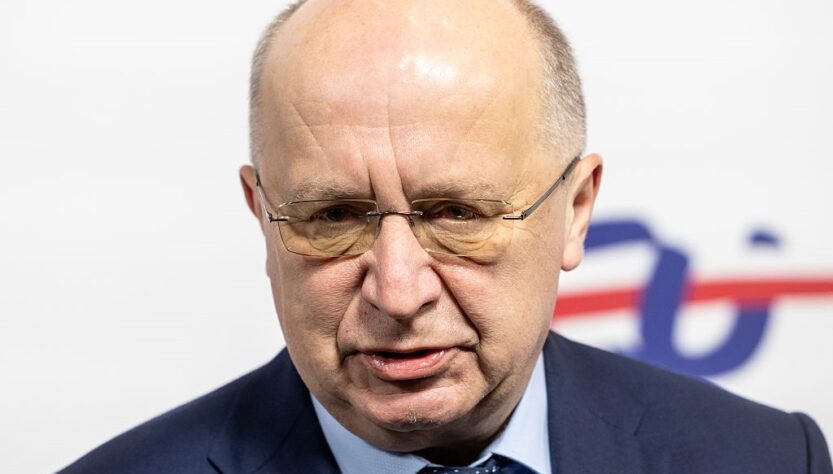 Новини світу - Єврокомісар розкритикував заборону вступу України в НАТО