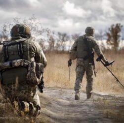 Новини України - З початку війни розміновано понад 35 тис. кв. км територій - Шмигаль