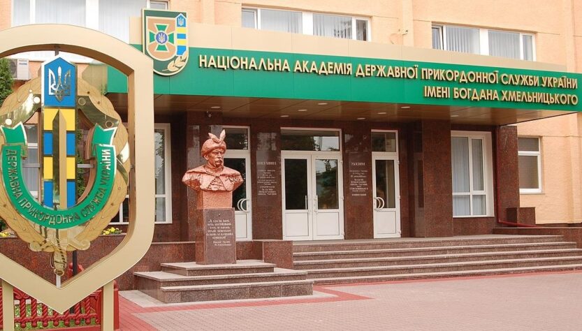 Новини України - Застрелився з автомата: в Хмельницькому розслідують самогубство курсанта