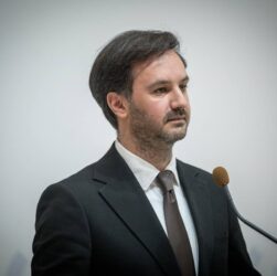 Новини України - Жодних компромісів: у МЗС розкритикували ЗМІ за поширення "мирних планів"