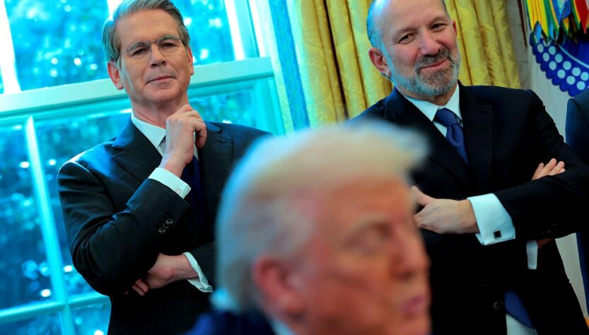 Новини світу - ЗМІ дізналися, хто вмовив Трампа призупинити тарифи