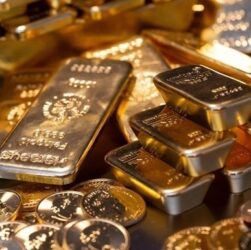 Новини бізнесу - Золото вперше в історії подолало рубіж у $3500