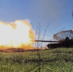 Новини України - ЗСУ відбивають атаки 11 напрямках з початку доби