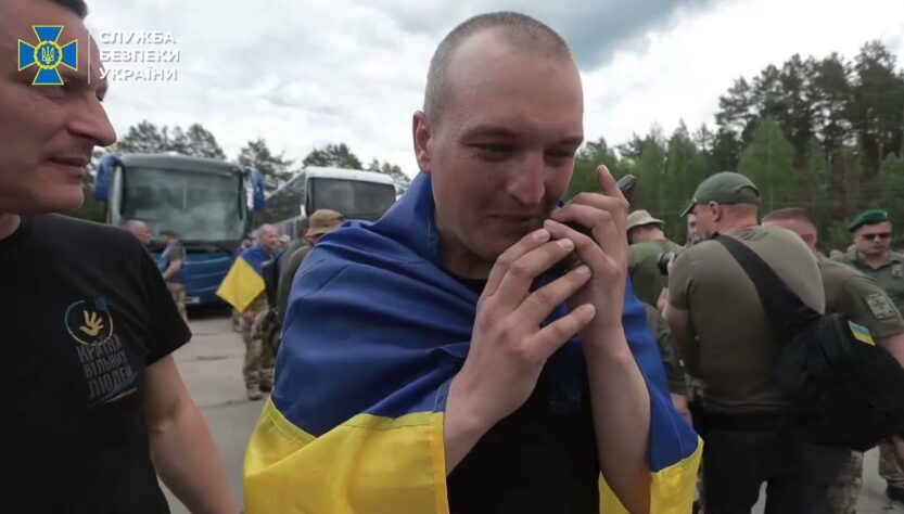 З полону звільнили ще 307 українців, – ексклюзивне відео СБУ другої частини обміну 1000 на 1000